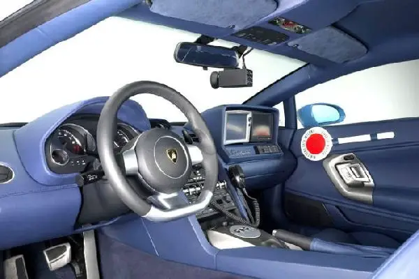 Introducing the new policecar - Interior